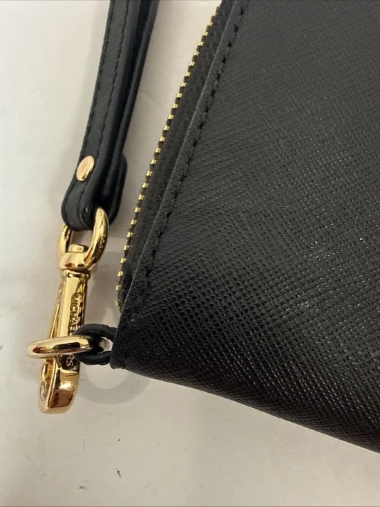 Michael Kors Jet Set Black Wristlet Wallet Zip Around Phone Holder Gold - Picture 8 of 8